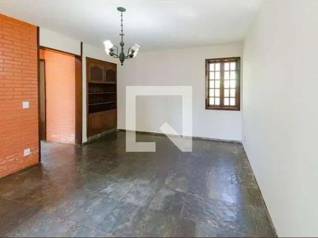 Casa / Sobrado para Locação em Belo Horizonte/MG São Bento 4 Quartos