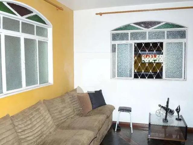 Casa / Sobrado para Locação em Belo Horizonte/MG São Gabriel 2 Quartos