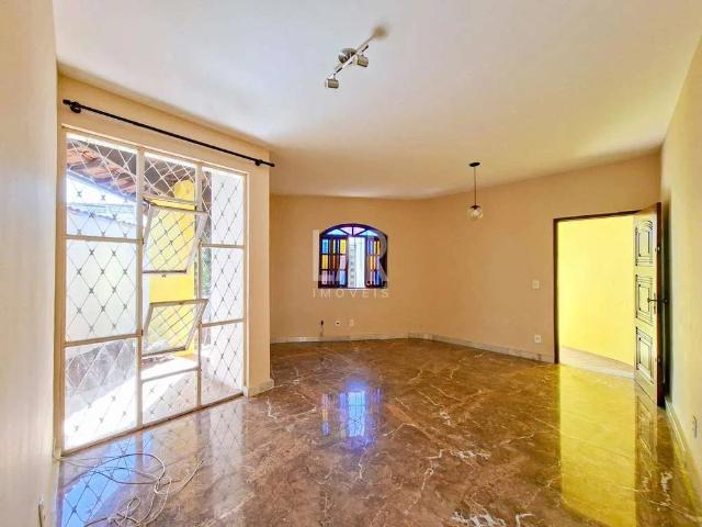Casa / Sobrado para Locação em Belo Horizonte/MG São João Batista 3 Quartos