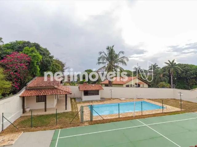 Casa / Sobrado para Locação em Belo Horizonte/MG São Luiz 4 Quartos
