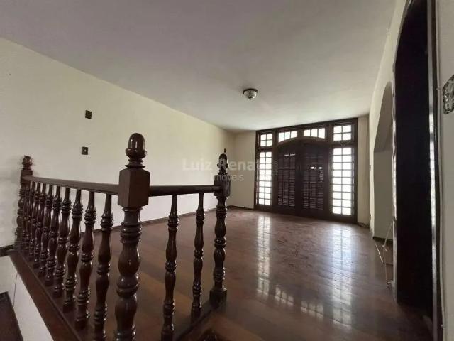 Casa / Sobrado para Locação em Belo Horizonte/MG São Luiz 5 Quartos