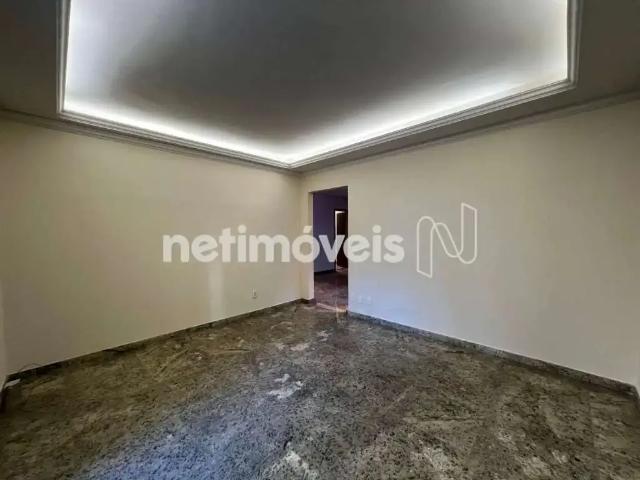 Casa / Sobrado para Locação em Belo Horizonte/MG São Luiz 4 Quartos