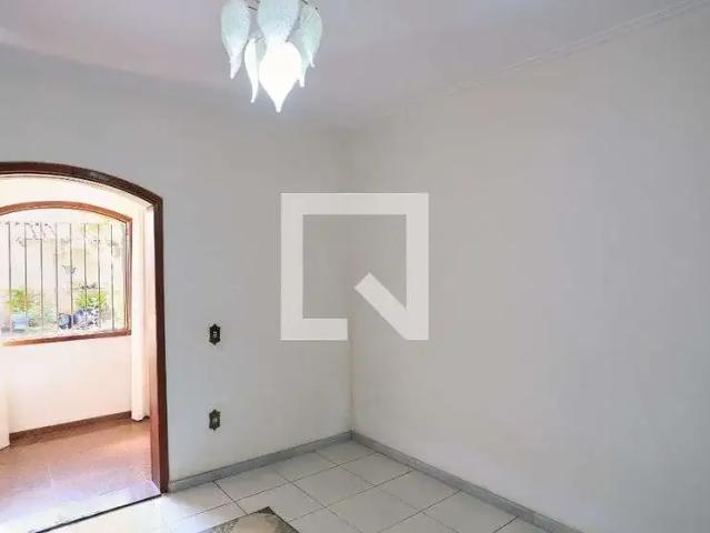 Casa / Sobrado para Locação em Belo Horizonte/MG São Marcos 2 Quartos