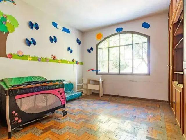 Casa / Sobrado para Locação em Belo Horizonte/MG São Pedro 6 Quartos