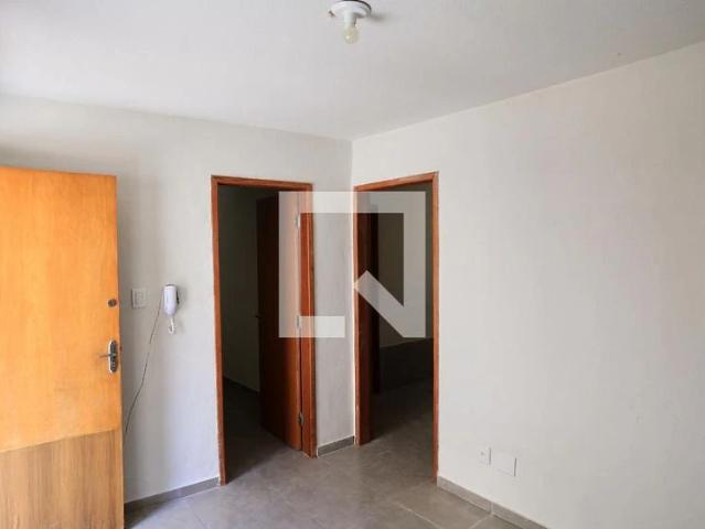 Casa / Sobrado para Locação em Belo Horizonte/MG Santa Tereza 3 Quartos