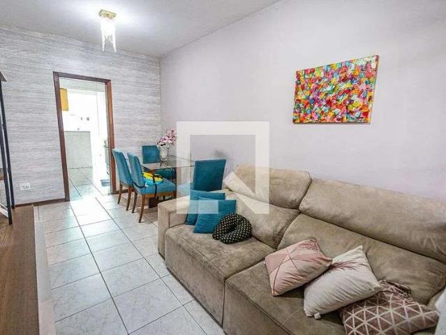 Casa / Sobrado para Locação em Belo Horizonte/MG Santa Amélia 3 Quartos