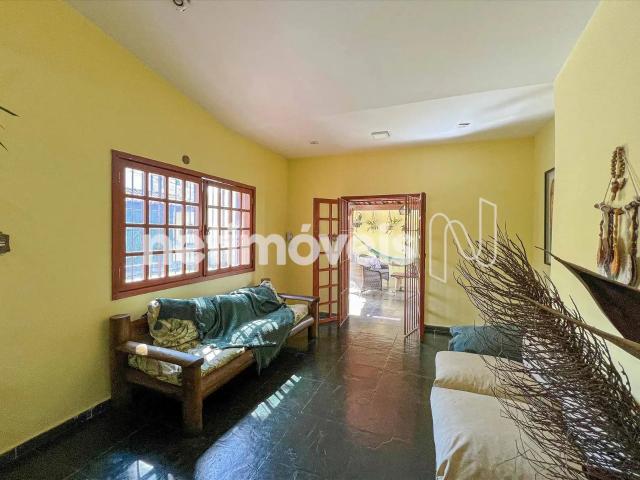 Casa / Sobrado para Locação em Belo Horizonte/MG Santa Amélia 3 Quartos