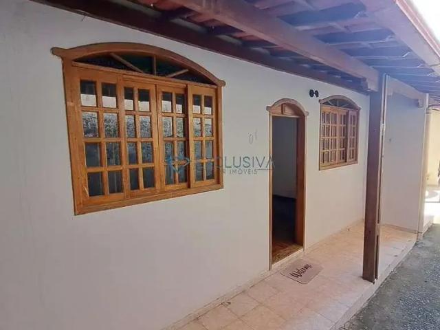 Casa / Sobrado para Locação em Belo Horizonte/MG Santa Amélia 2 Quartos