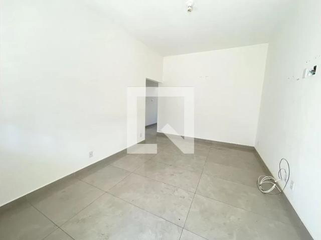Casa / Sobrado para Locação em Belo Horizonte/MG Santa Branca 3 Quartos