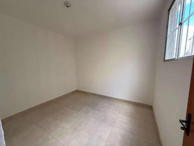 Casa / Sobrado para Locação em Belo Horizonte/MG Santa Cruz 2 Quartos