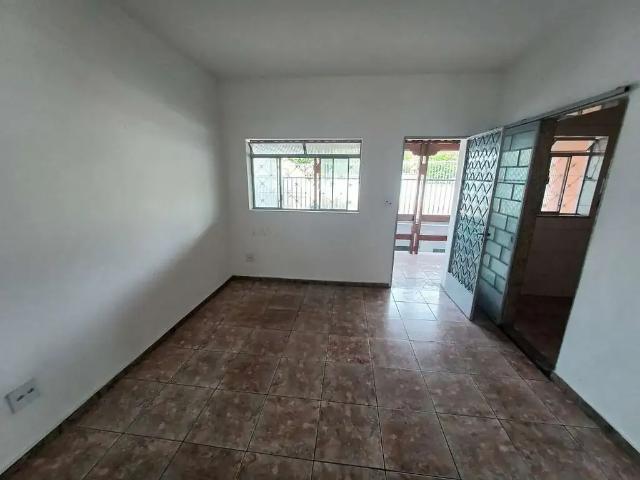 Casa / Sobrado para Locação em Belo Horizonte/MG Santa Cruz 4 Quartos
