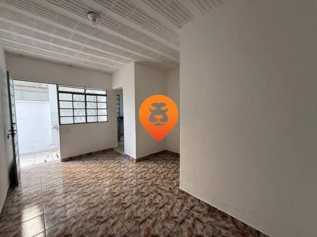 Casa / Sobrado para Locação em Belo Horizonte/MG Santa Efigênia 1 Quartos