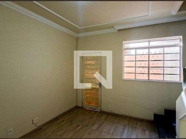 Casa / Sobrado para Locação em Belo Horizonte/MG Santa Inês 2 Quartos