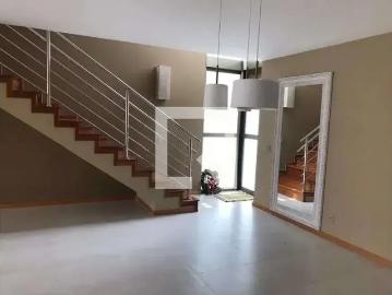 Casa / Sobrado para Locação em Belo Horizonte/MG Santa Lúcia 3 Quartos