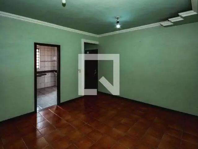 Casa / Sobrado para Locação em Belo Horizonte/MG Santa Mônica 3 Quartos