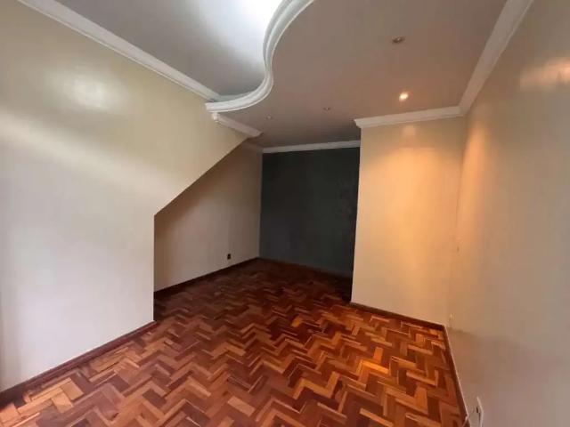 Casa / Sobrado para Locação em Belo Horizonte/MG Santa Mônica 2 Quartos