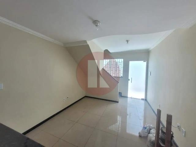Casa / Sobrado para Locação em Belo Horizonte/MG Santa Mônica 2 Quartos