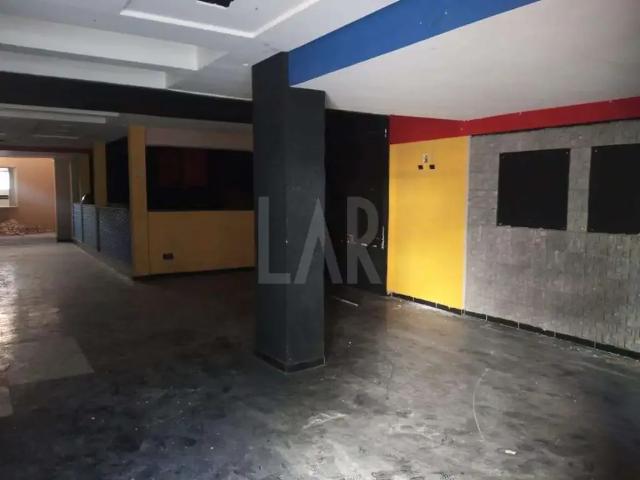 Casa / Sobrado para Locação em Belo Horizonte/MG Santo Antônio 5 Quartos