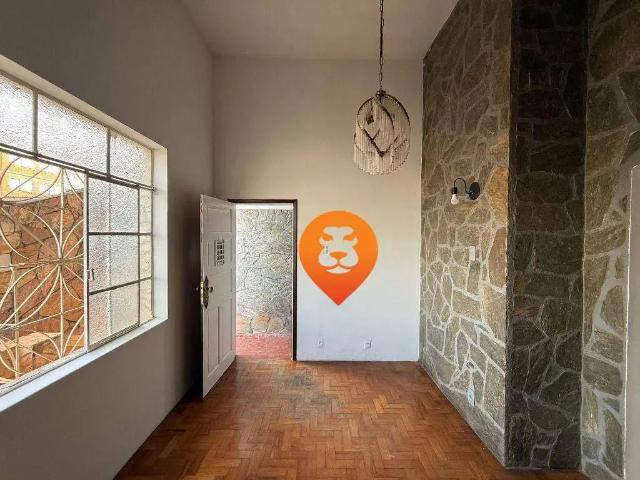 Casa / Sobrado para Locação em Belo Horizonte/MG Sagrada Família 3 Quartos