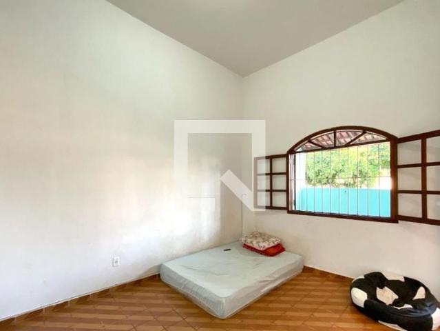 Casa / Sobrado para Locação em Belo Horizonte/MG Sagrada Família 2 Quartos