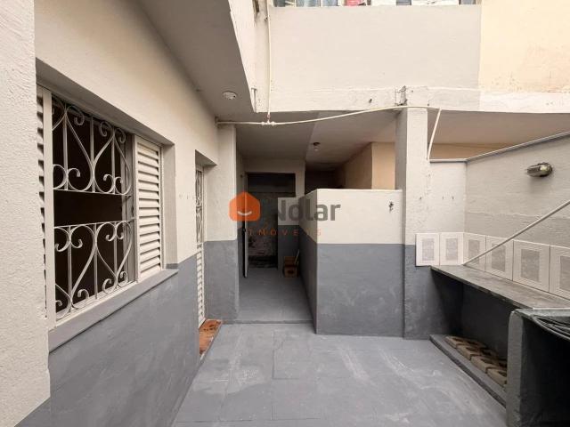 Casa / Sobrado para Locação em Belo Horizonte/MG Sagrada Família 2 Quartos