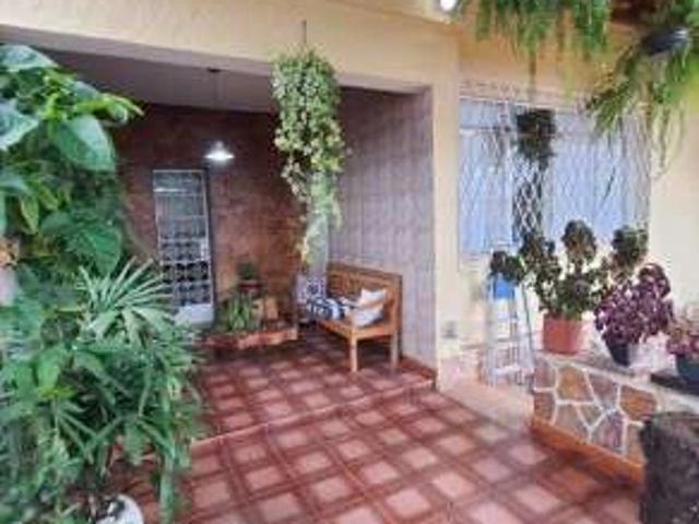 Casa / Sobrado para Locação em Belo Horizonte/MG Sagrada Família 4 Quartos