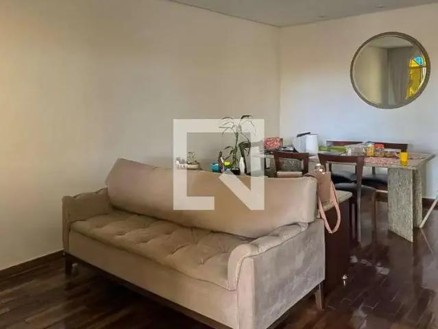 Casa / Sobrado para Locação em Belo Horizonte/MG Sagrada Família 5 Quartos