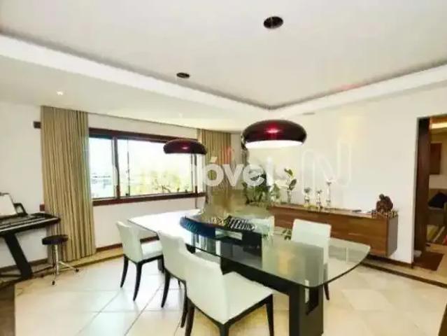 Casa / Sobrado para Locação em Belo Horizonte/MG Sagrada Família 5 Quartos