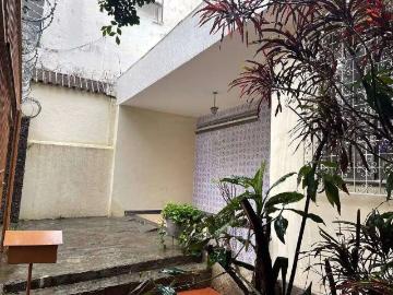 Casa / Sobrado para Locação em Belo Horizonte/MG Serra 3 Quartos