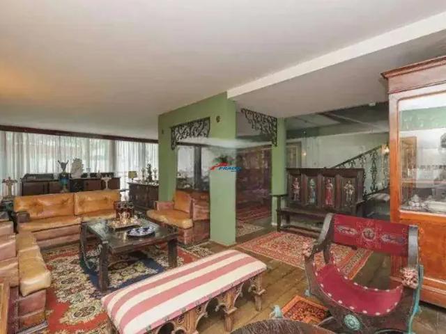 Casa / Sobrado para Locação em Belo Horizonte/MG Sion 5 Quartos