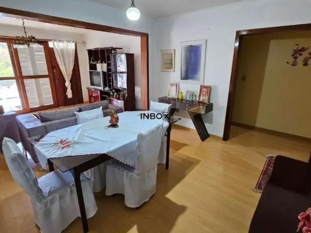 Casa / Sobrado para Locação em Bento Gonçalves/RS Santa Marta 5 Quartos