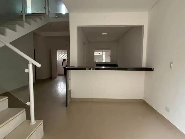 Casa / Sobrado para Locação em Bertioga/SP Centro 3 Quartos