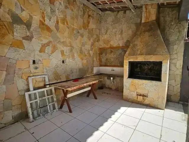 Casa / Sobrado para Locação em Bertioga/SP Indaia 4 Quartos