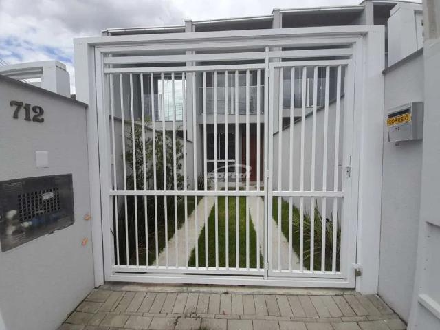 Casa / Sobrado para Locação em Blumenau/SC Velha Central 2 Quartos