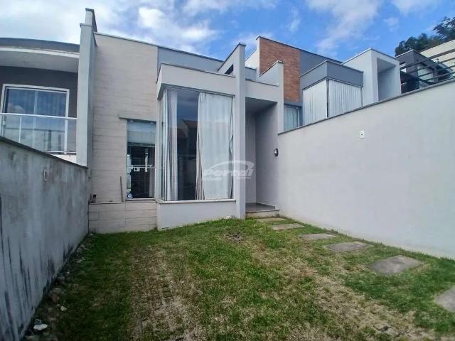 Casa / Sobrado para Locação em Blumenau/SC Velha Central 2 Quartos