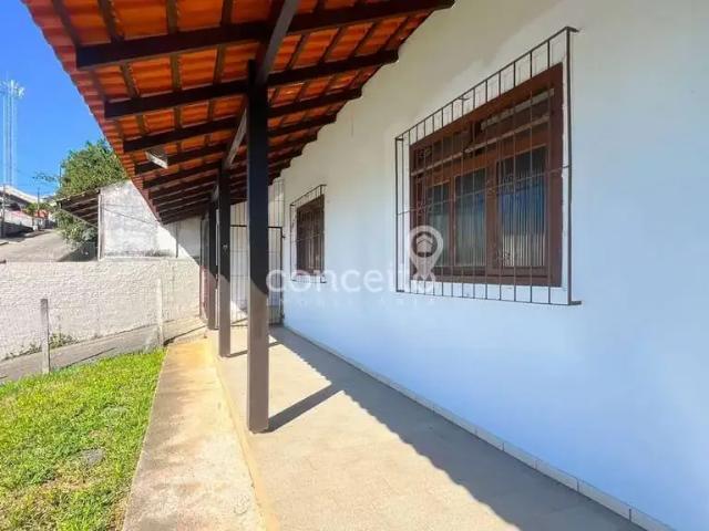 Casa / Sobrado para Locação em Blumenau/SC Velha Central 2 Quartos