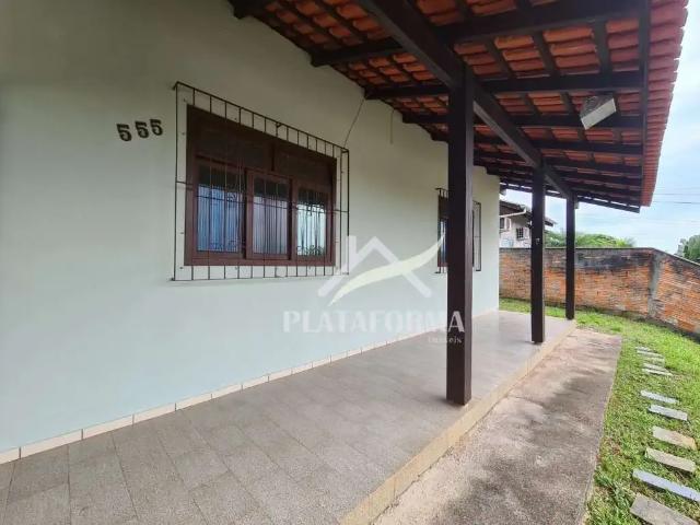 Casa / Sobrado para Locação em Blumenau/SC Velha Central 2 Quartos