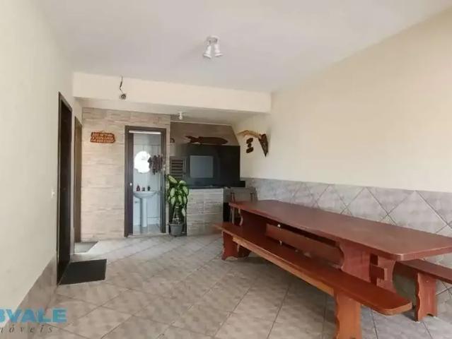 Casa / Sobrado para Locação em Blumenau/SC Velha Central 4 Quartos