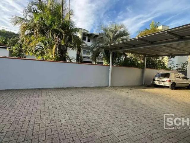 Casa / Sobrado para Locação em Blumenau/SC Água Verde 2 Quartos