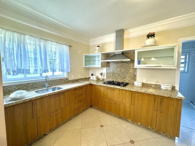 Casa / Sobrado para Locação em Blumenau/SC Água Verde 3 Quartos