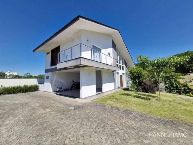 Casa / Sobrado para Locação em Blumenau/SC Badenfurt 3 Quartos