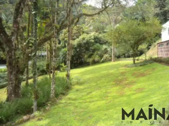 Casa / Sobrado para Locação em Blumenau/SC Centro 4 Quartos