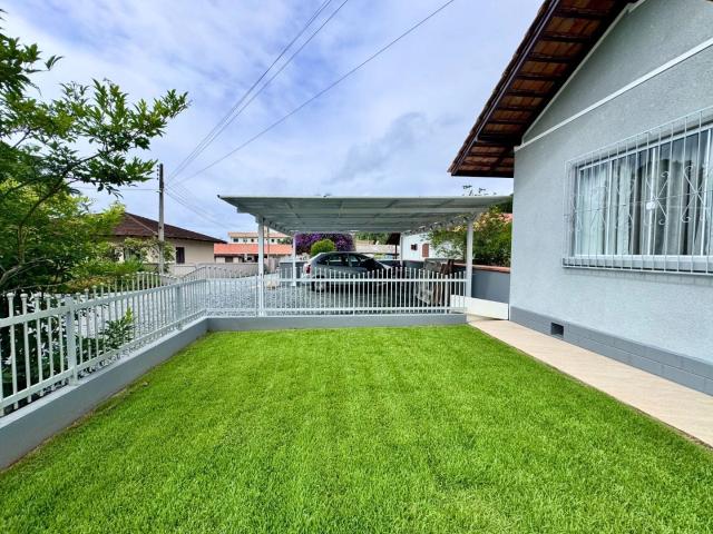 Casa / Sobrado para Locação em Blumenau/SC Itoupava Central 2 Quartos