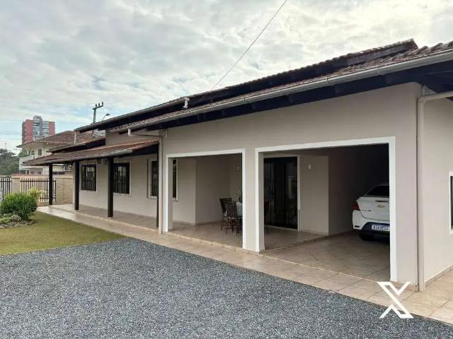 Casa / Sobrado para Locação em Blumenau/SC Itoupava Central 4 Quartos