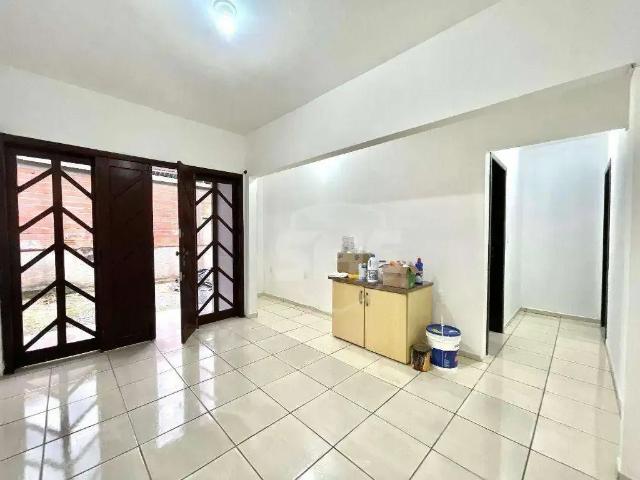 Casa / Sobrado para Locação em Blumenau/SC Passo Manso 4 Quartos