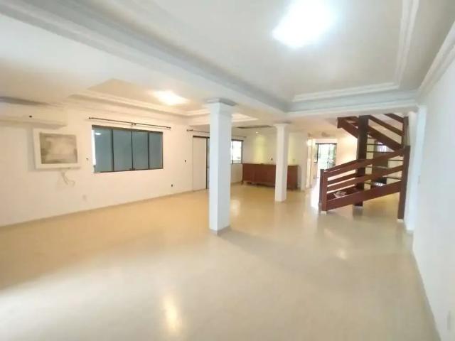 Casa / Sobrado para Locação em Blumenau/SC Ponta Aguda 5 Quartos