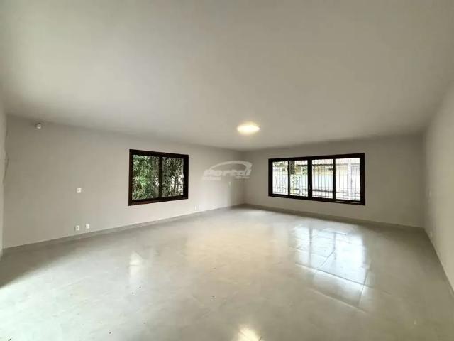 Casa / Sobrado para Locação em Blumenau/SC Ponta Aguda 9 Quartos