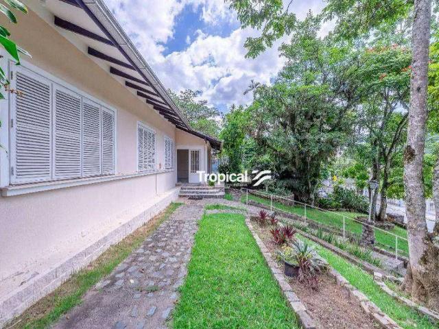 Casa / Sobrado para Locação em Blumenau/SC Ribeirão Fresco 4 Quartos