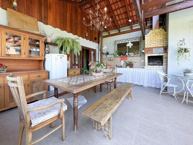 Casa / Sobrado para Locação em Blumenau/SC Salto do Norte 3 Quartos
