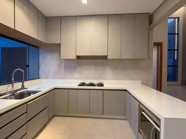 Casa / Sobrado para Locação em Brumadinho/MG Centro 3 Quartos